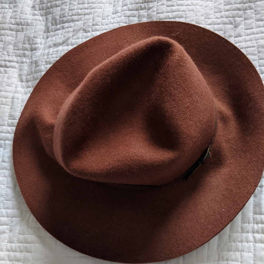 Hat - Picture 3 of 3
